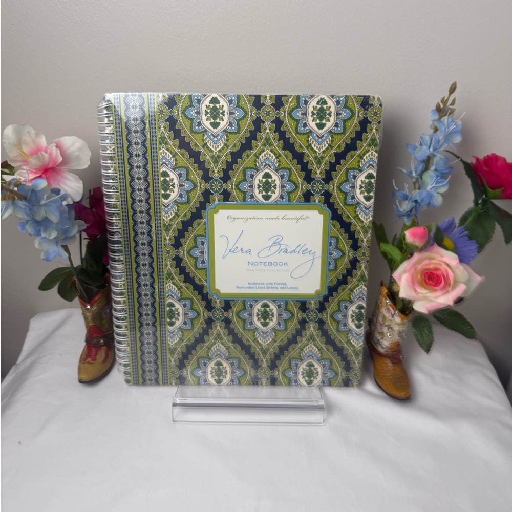 NWT Vera Bradley Cambridge Large Notebook With Labels Retired PRICE IS FIRM‼️